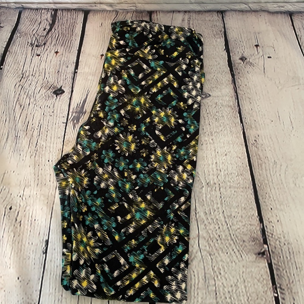 - Lularoe one‎ size leggings